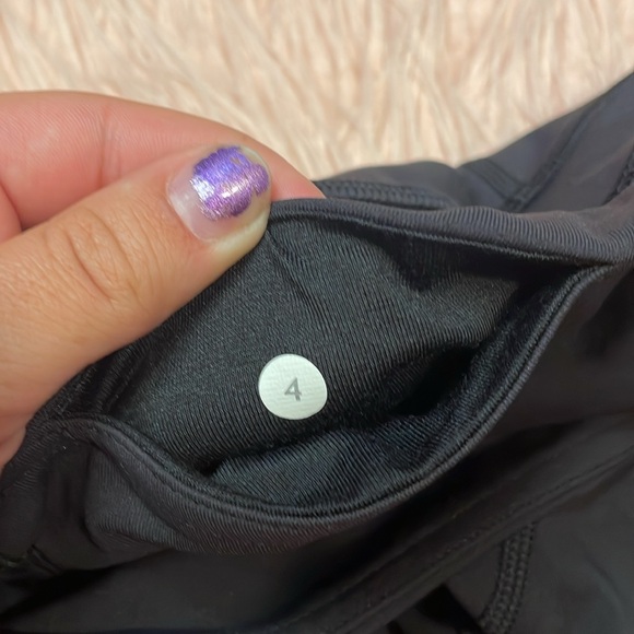 Lululemon Black Hi Rise Spandex Shorts Size 4 - Picture 4 of 6